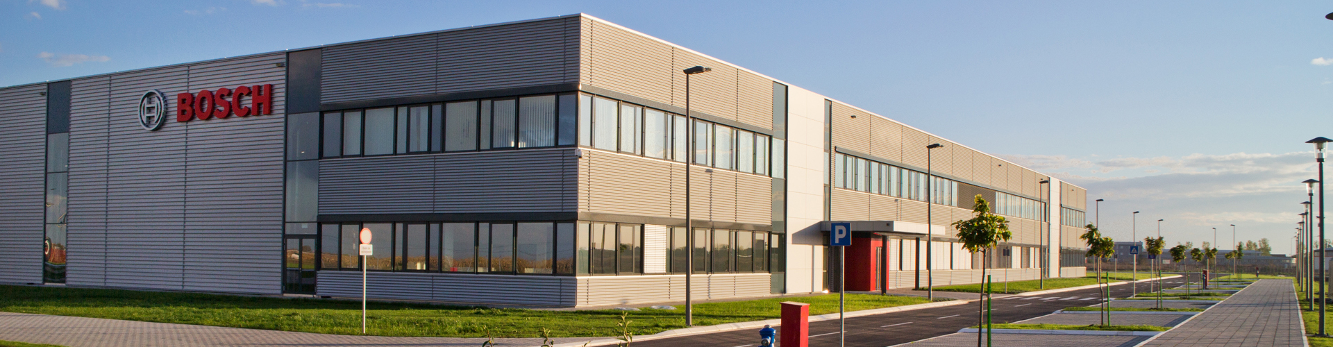 <h1>Bosch</h1>
<p><i>The attractiveness of the location, logistics advantages, availability of skilled workforce, and  a very good support of the Government of the Republic of Serbia are the main reasons why the Bosch Group decided to invest in the municipality of Pecinci and the Republic of Serbia. </i><br><br>
<strong>Mrs. Jovanka Jovanovic <br>
General Manager of Robert Bosch d.o.o Srbija</strong>
</p>